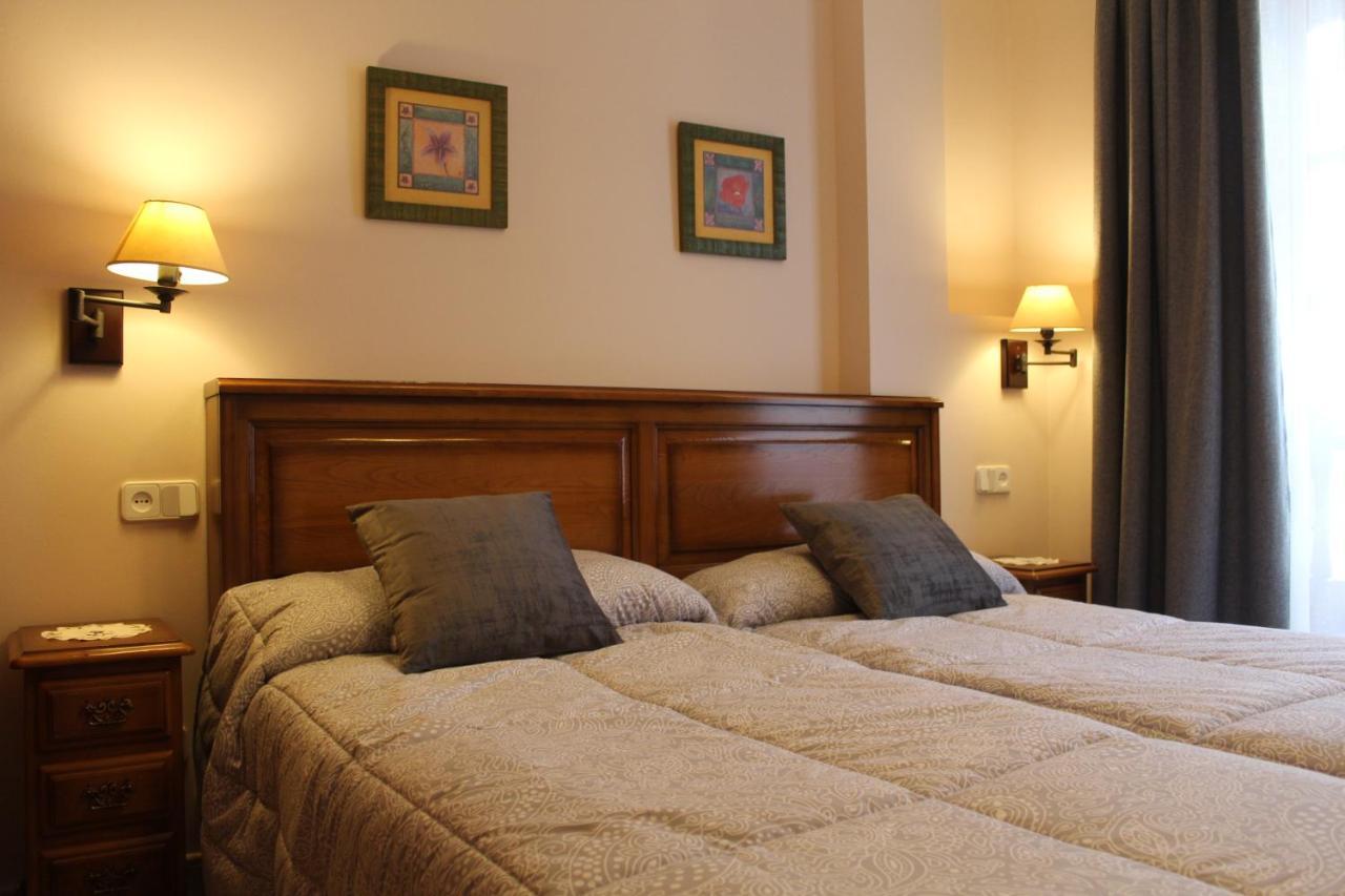 Apartamentos La Lula Cudillero Dış mekan fotoğraf