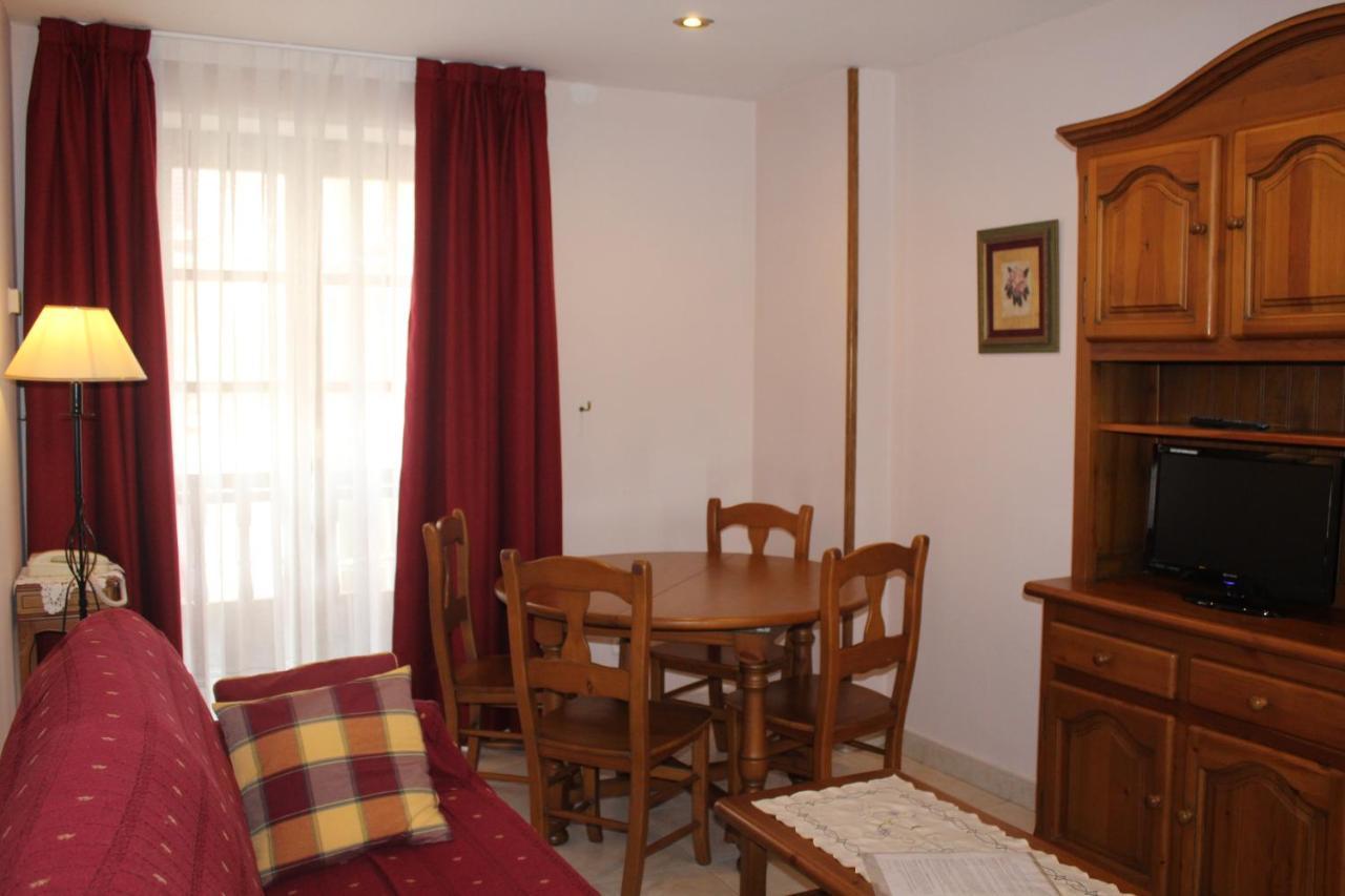 Apartamentos La Lula Cudillero Dış mekan fotoğraf